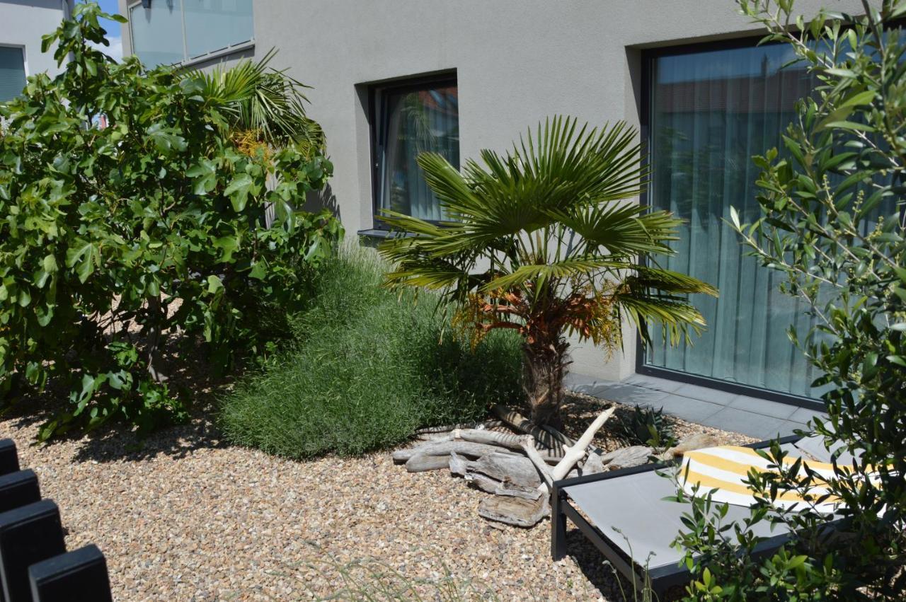 Palm Garden Apartment 1 Mikulov Buitenkant foto